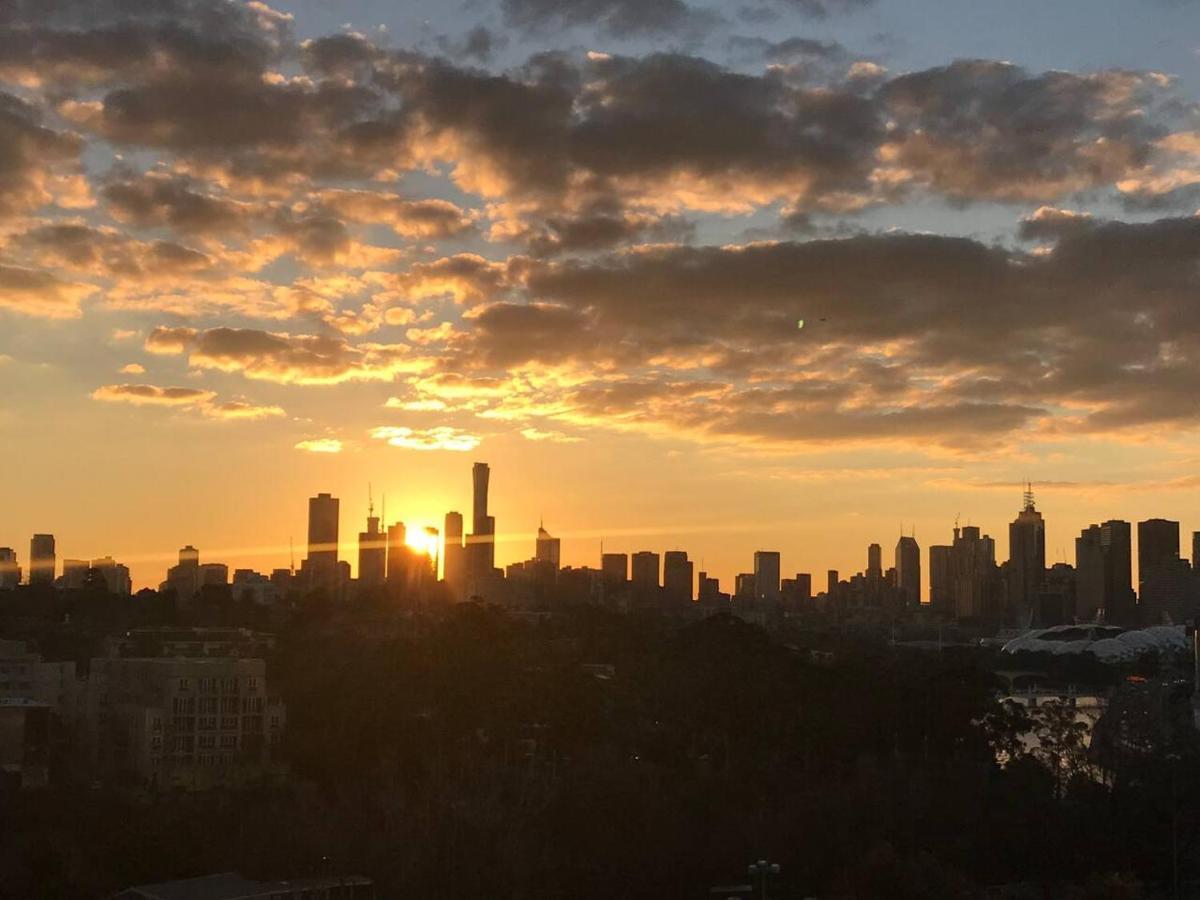 Apartment South Yarra Serenity On Chapel St With Views *